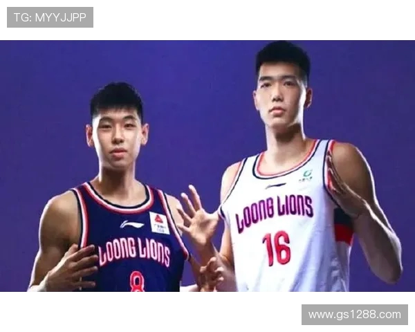 广州男篮致敬崔永熙麦考尔焦泊乔感恩并肩为城而战的篮球征程